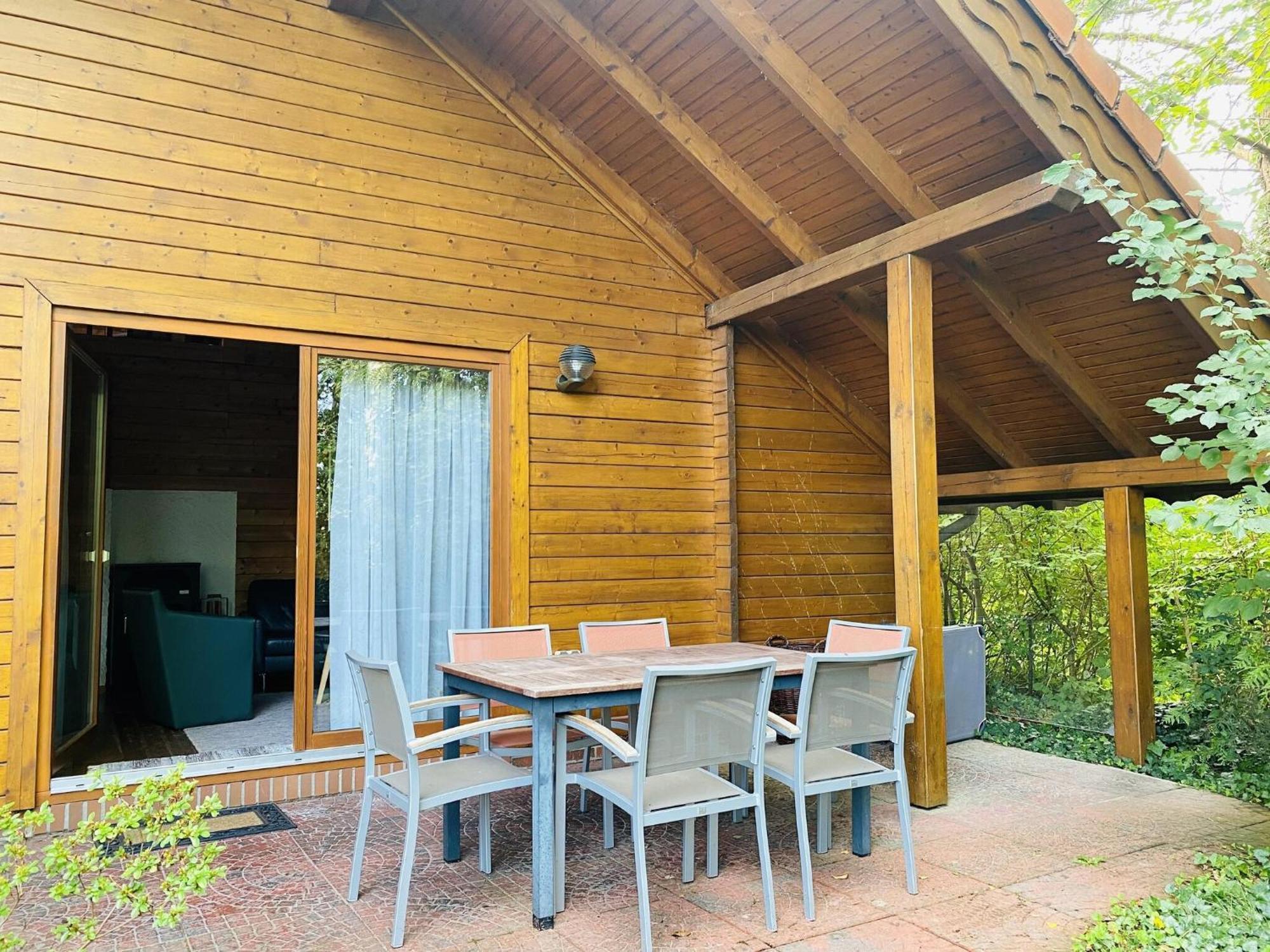 Ferienhaus Svenja, Wiefelstede-Lehe Exterior foto